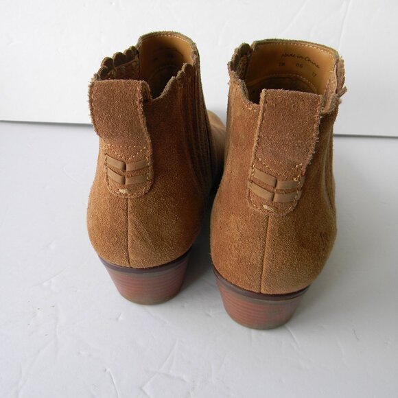 Jack Rogers WM'S Liddy Suede Leather Ankle Bootie Brown 7M Scalloped Pull On - Picture 2 of 8